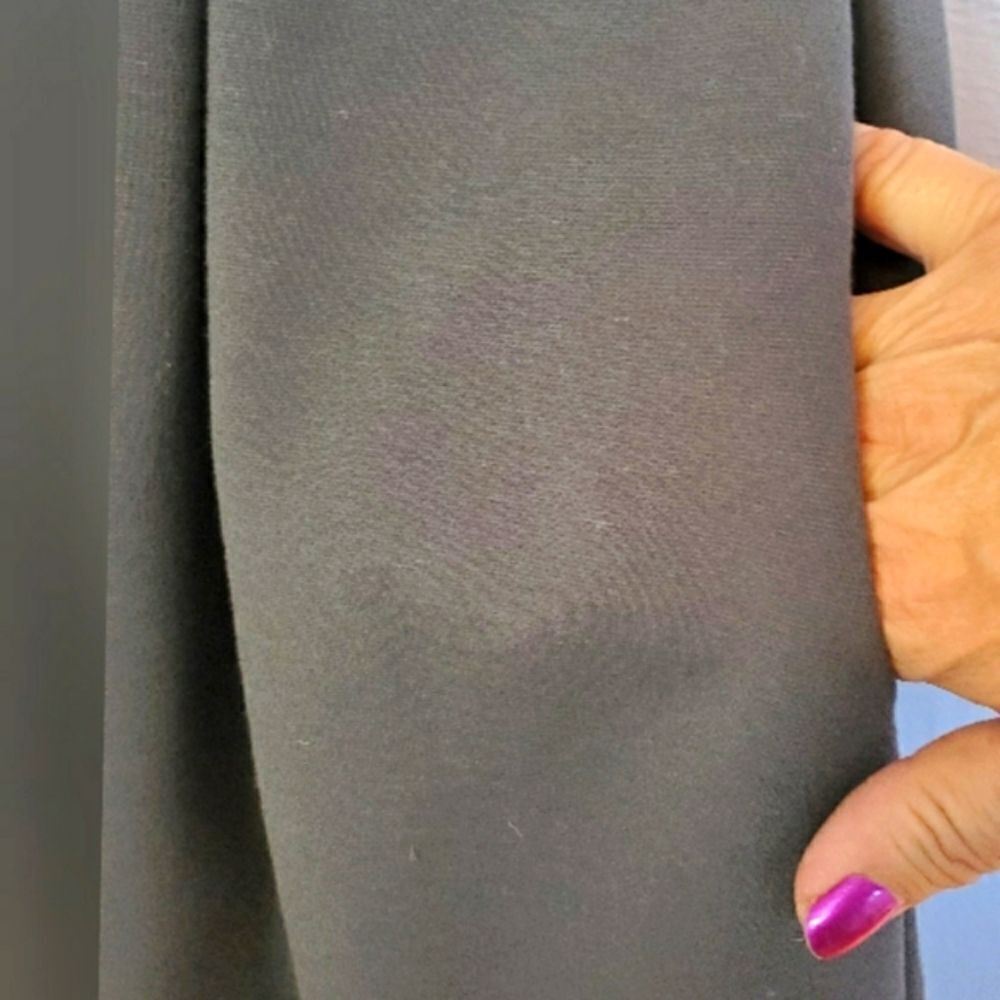 BORDEAUX Dress - Picture 2 of 5